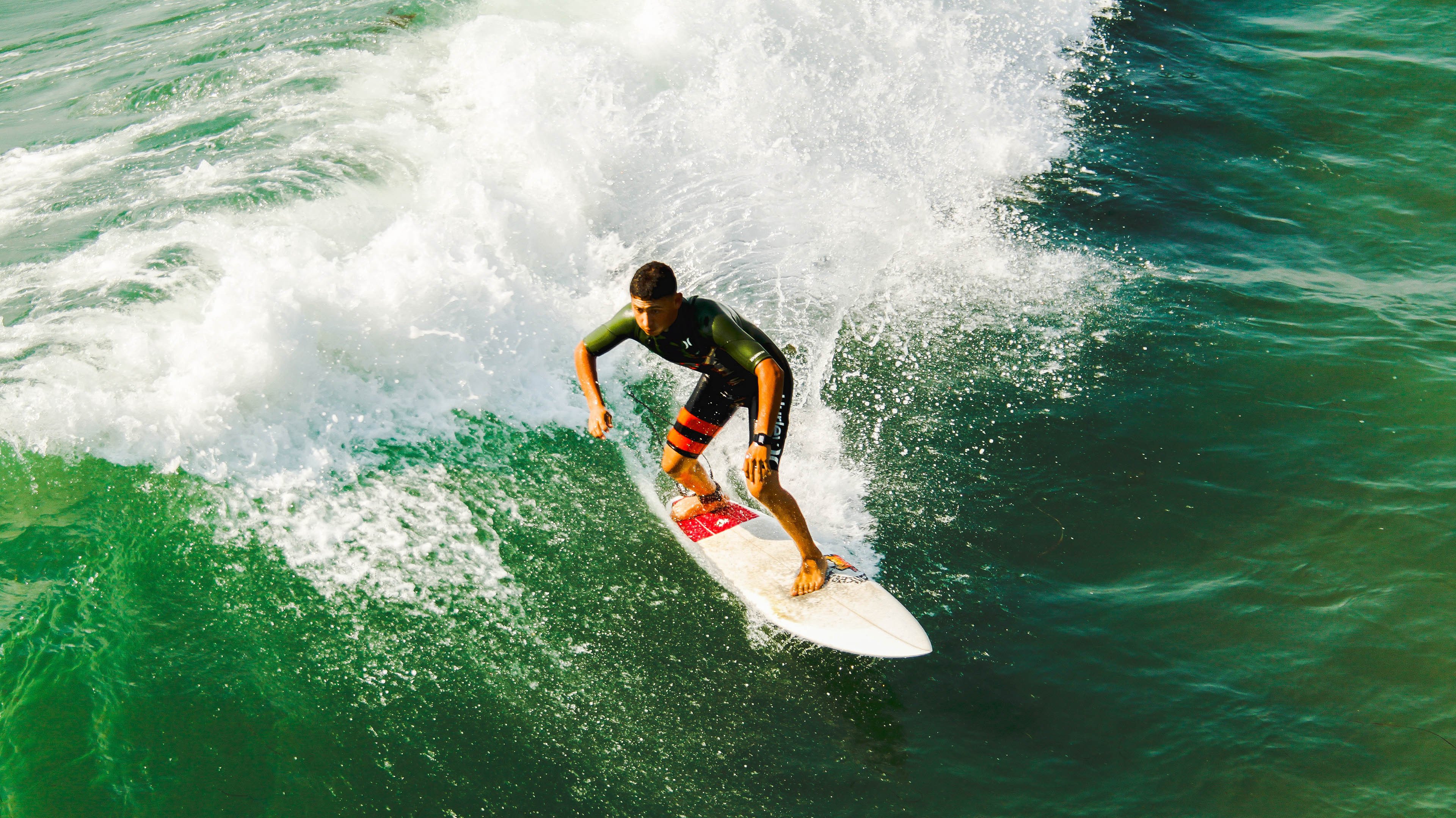 开云app-自由泳美中激战 美国保金成功，美国4×200自由泳接力